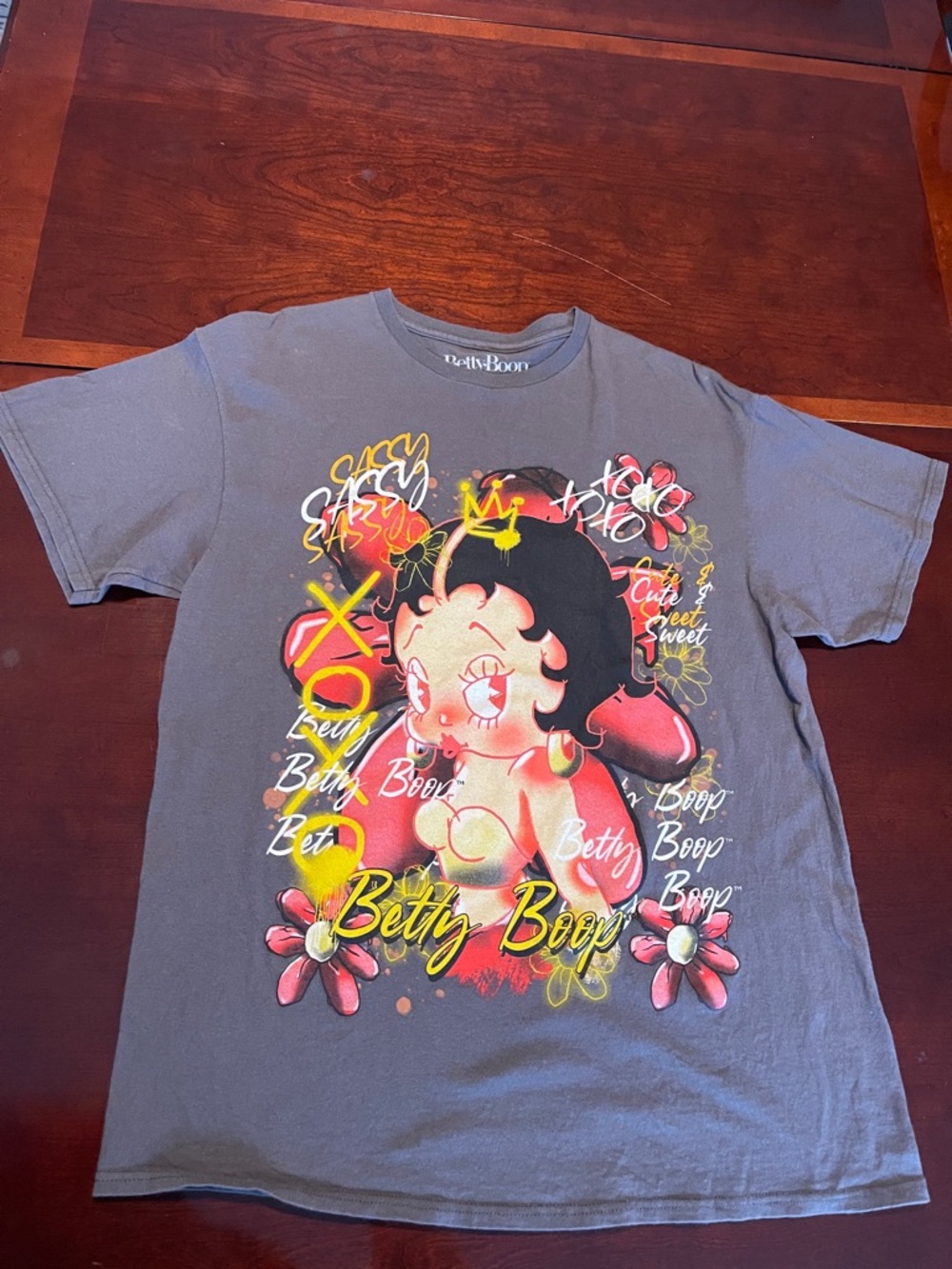 Betty Boop Short Sleeve Tee - Gray with Pink & Yellow Graphic - Size L